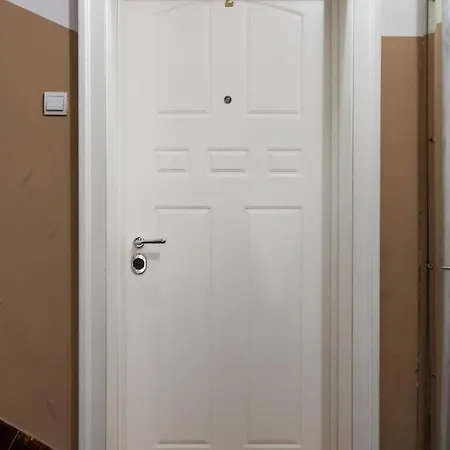 White Белград